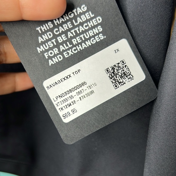 NWT Savage X Fenty X’s Hardware Cutout Sleeeves Top Black Gold 2x - Picture 4 of 6